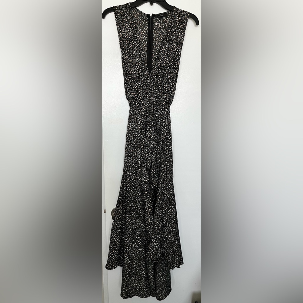 Lulu's High-Low Ruffled Floral Sundress - Picture 6 of 9
